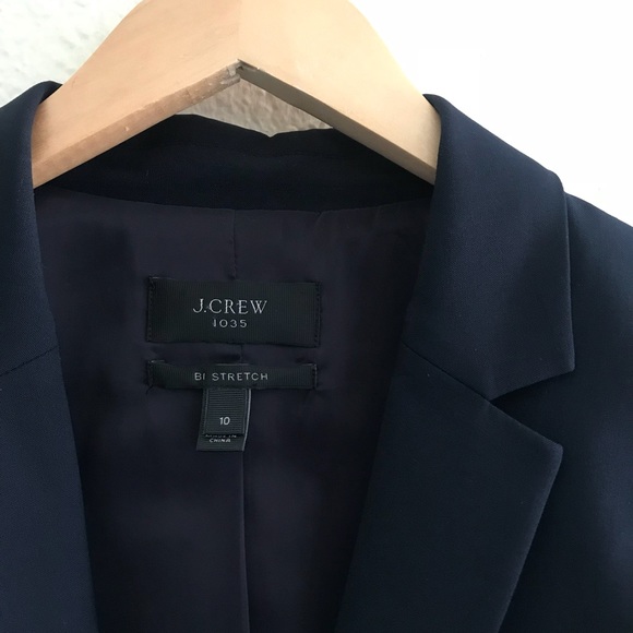 J. Crew 1035 Two button Jacket in Stretch Wool - Picture 3 of 4